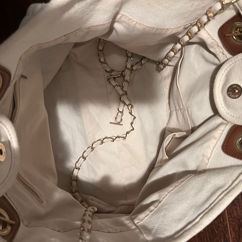 Elegant Cream and Brown Tote Bag - Picture 2 of 4